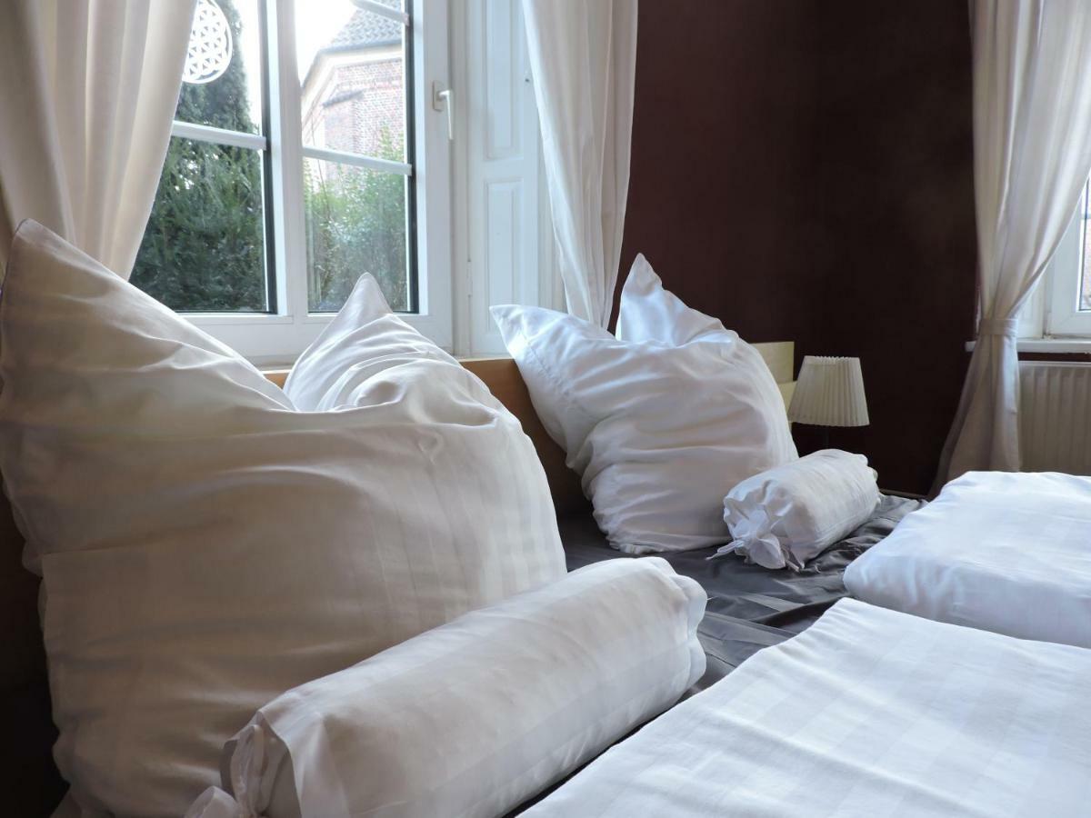 Barmstedt Altes Pastorat Bed & Breakfast エクステリア 写真
