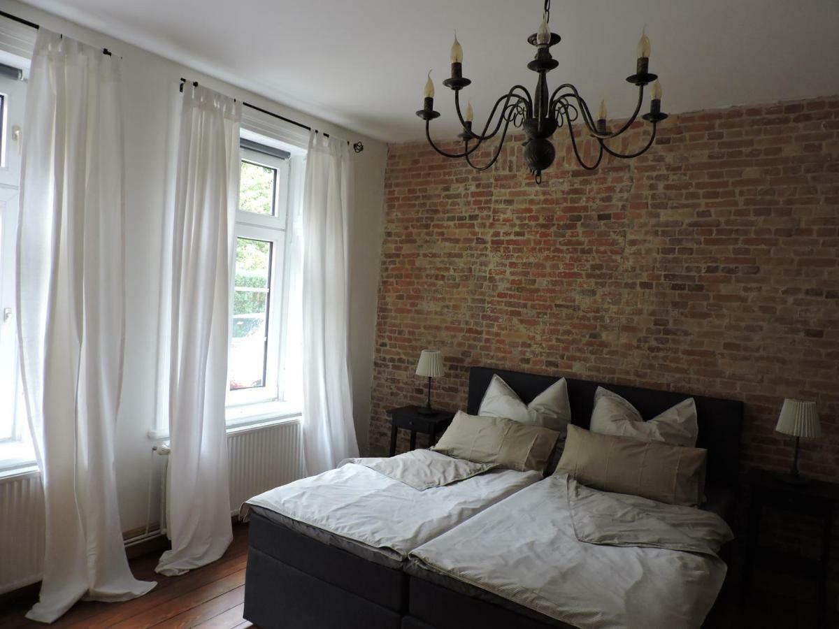 Barmstedt Altes Pastorat Bed & Breakfast エクステリア 写真